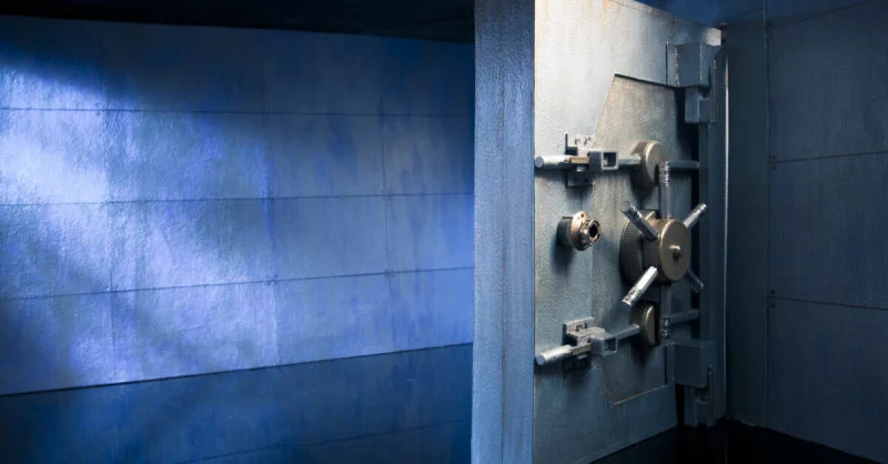 MFA-optional banks leave safe doors (and accounts) wide open for thieves to pillage