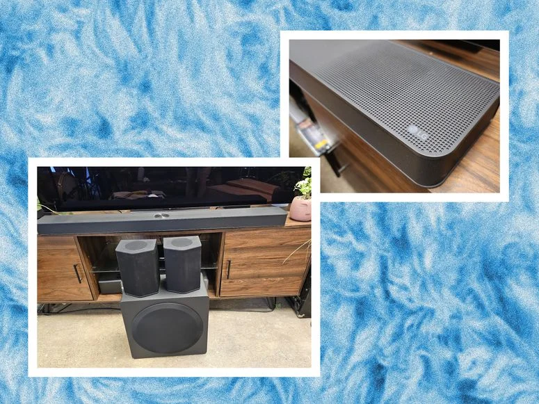 Speaker system on the left and one singular flat speaker on the right. Background: blue fur texture.